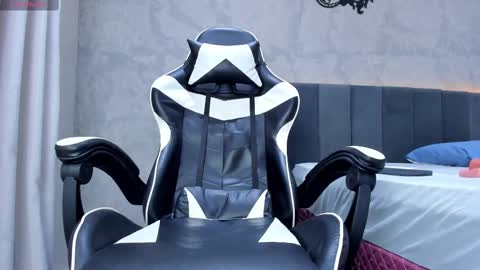 Snapshot of smithwatson2 chatting on 03.03.25 Smith Watson online show from 03.03.25