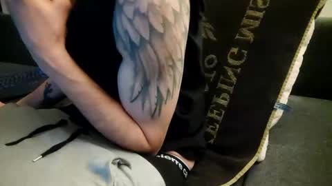 Snapshot of smokeandwatching chatting on 01.24.25 Smokeandwatching online show from 01.24.25