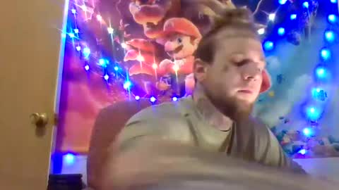 Snapshot of smokebluntafterblunt chatting on 01.13.25 smoke online show from 01.13.25