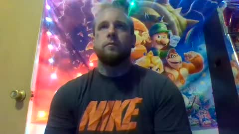 Snapshot of smokebluntafterblunt chatting on 09.20.25 smoke online show from 09.20.25