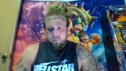 Snapshot of smokebluntafterblunt chatting on 11.11.25 smoke online show from 11.11.25