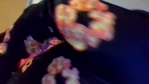 Snapshot of smokebluntafterblunt chatting on 12.04.25 smoke online show from 12.04.25