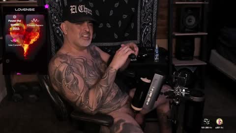 Snapshot of smokey915 chatting on 12.30.24 Smokey915 online show from 12.30.24