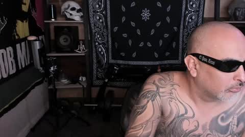 Snapshot of smokey915 chatting on 12.31.24 Smokey915 online show from 12.31.24