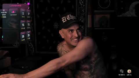 Snapshot of smokey915 chatting on 01.06.25 Smokey915 online show from 01.06.25