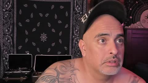 Snapshot of smokey915 chatting on 01.11.25 Smokey915 online show from 01.11.25