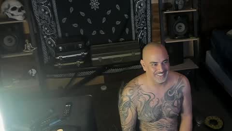 Snapshot of smokey915 chatting on 01.15.25 Smokey915 online show from 01.15.25