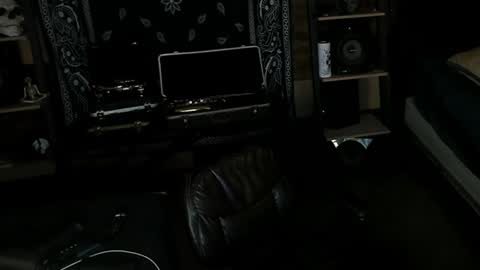 Snapshot of smokey915 chatting on 01.15.25 Smokey915 online show from 01.15.25