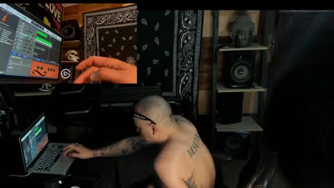 Snapshot of smokey915 chatting on 01.18.25 Smokey915 online show from 01.18.25