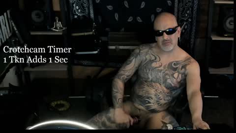 Snapshot of smokey915 chatting on 01.21.25 Smokey915 online show from 01.21.25