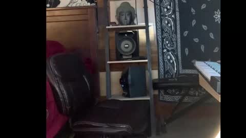 Snapshot of smokey915 chatting on 02.23.25 Smokey915 online show from 02.23.25