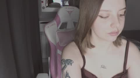 Snapshot of smokykira chatting on 02.03.26 Kira online show from 02.03.26