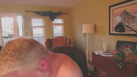 Snapshot of smokymountanman chatting on 11.04.25 smokymountanman online show from 11.04.25