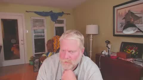 Snapshot of smokymountanman chatting on 11.16.25 smokymountanman online show from 11.16.25