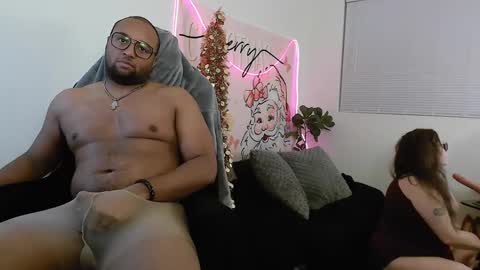 Smoothj2011 online show from 12.18.24