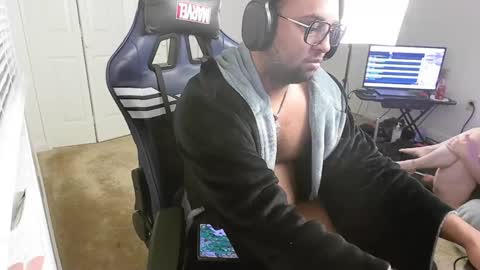 Smoothj2011 online show from 02.28.25