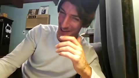 Snackyyyy online show from 04.28.26