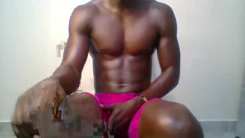 Snapshot of sneaky_link2 chatting on 12.11.24 papi online show from 12.11.24