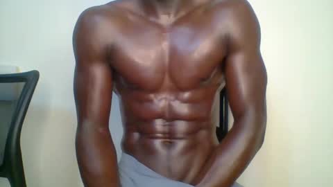 Snapshot of sneaky_link2 chatting on 02.19.25 papi online show from 02.19.25