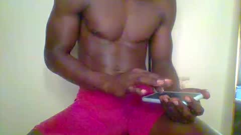 Snapshot of sneaky_link2 chatting on 03.05.25 papi online show from 03.05.25