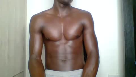 Snapshot of sneaky_link2 chatting on 10.20.25 papi online show from 10.20.25