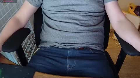 Snapshot of sneakybill82 chatting on 01.09.26 Sneakybill online show from 01.09.26