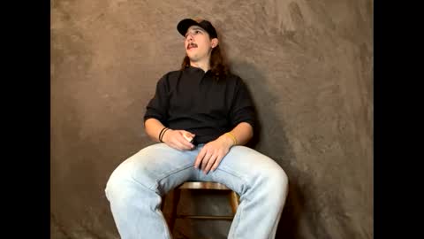 Snapshot of snoochiepoochies chatting on 12.27.24 Will Rex online show from 12.27.24