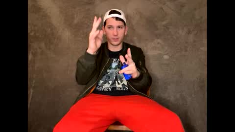 Snapshot of snoochiepoochies chatting on 01.18.25 Will Rex online show from 01.18.25