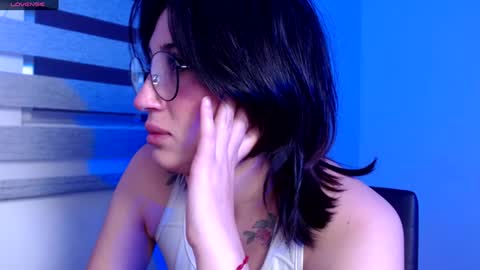 IG     OF red moonn online show from 12.13.24