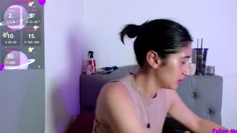 IG     OF red moonn online show from 11.22.25