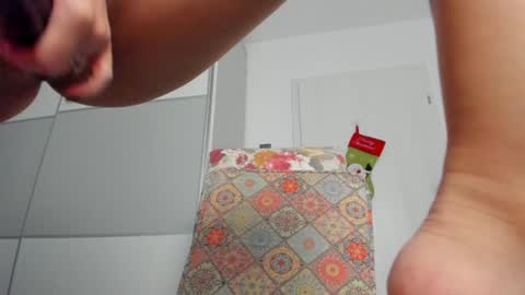 Snapshot of snow_flakee chatting on 12.20.24 Maria online show from 12.20.24