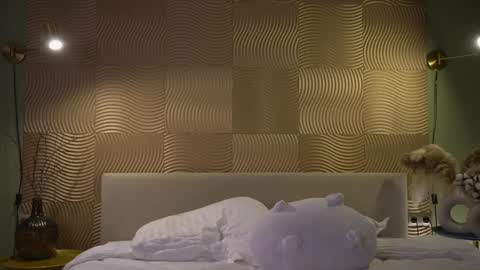 Candice Snow online show from 12.01.24