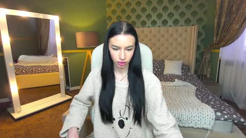 snow_whiteeex online show from 01.12.25