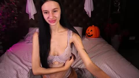 snow_whiteeex online show from 11.01.25