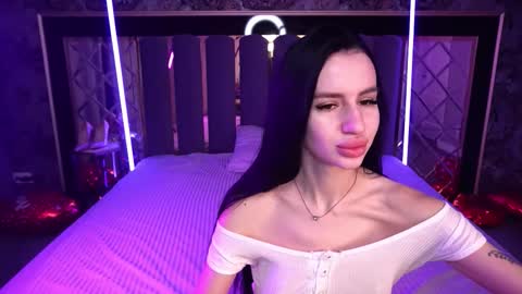 snow_whiteeex online show from 02.17.26