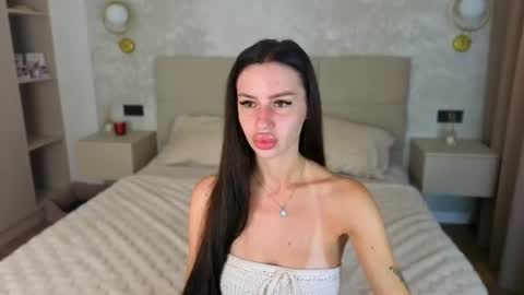 snow_whiteeex online show from 07.15.26