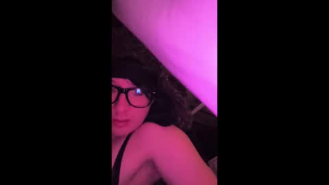 Snapshot of snowbhunniswirl chatting on 03.26.26 SnowBhunni online show from 03.26.26