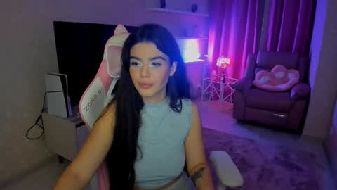 snowingwinter online show from 09.30.25