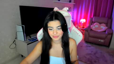 snowingwinter online show from 10.05.25