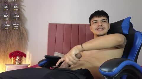 Snow online show from 10.25.25