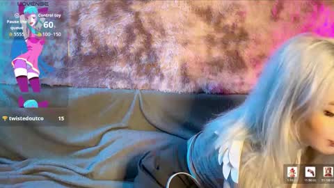 Snapshot of snowy_alice chatting on 03.09.26 snowy_alice online show from 03.09.26