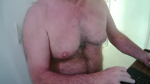 Snapshot of snudge432 chatting on 01.06.25 snudge432 online show from 01.06.25