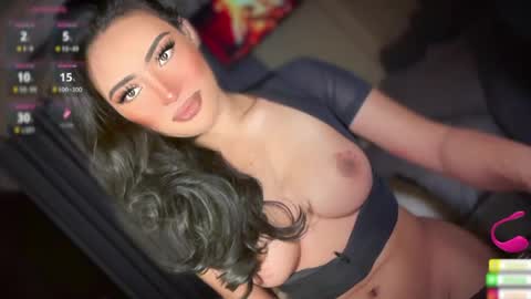 Snapshot of so_cutenicollette chatting on 07.26.26 Nicollette online show from 07.26.26