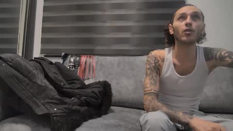 Snapshot of socialmediasweetty chatting on 11.16.25 KINKYCHAOS online show from 11.16.25