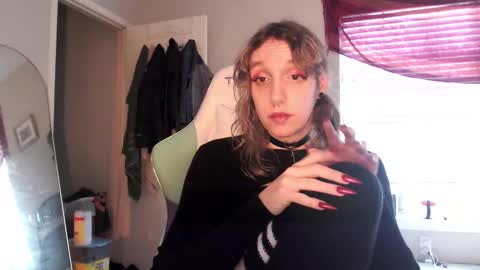 Lilytea online show from 11.19.25