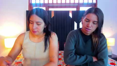 Snapshot of soffy_and_mia chatting on 10.17.25 soffy and mia online show from 10.17.25