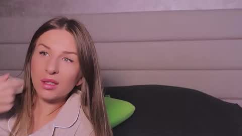 soffyasi online show from 11.12.25