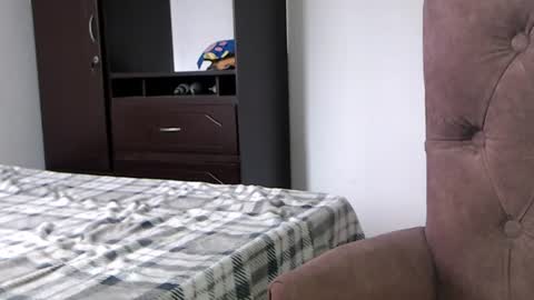 Sofa Castellanos online show from 06.15.26