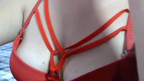 Sofa Castellanos online show from 06.26.26
