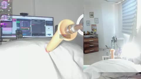 Snapshot of sofi__velez_ chatting on 11.09.25 Sofi online show from 11.09.25